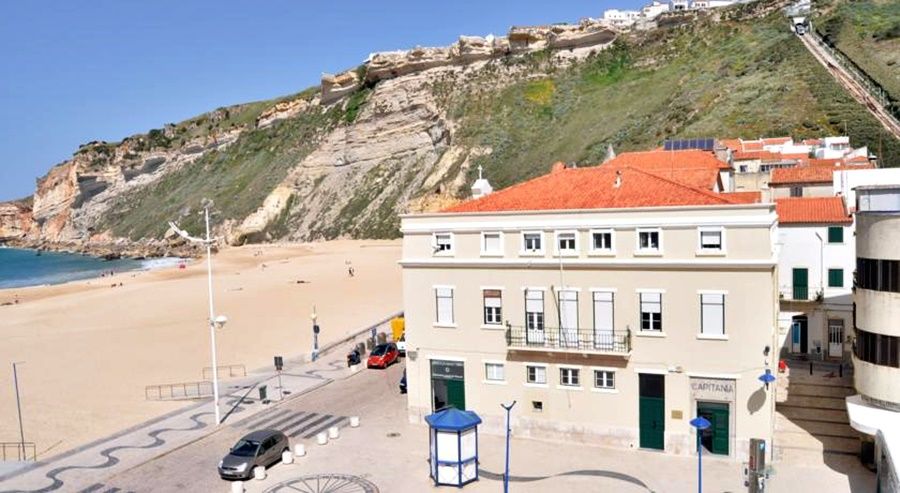 Hotel Mar Bravo Nazaré Buitenkant foto